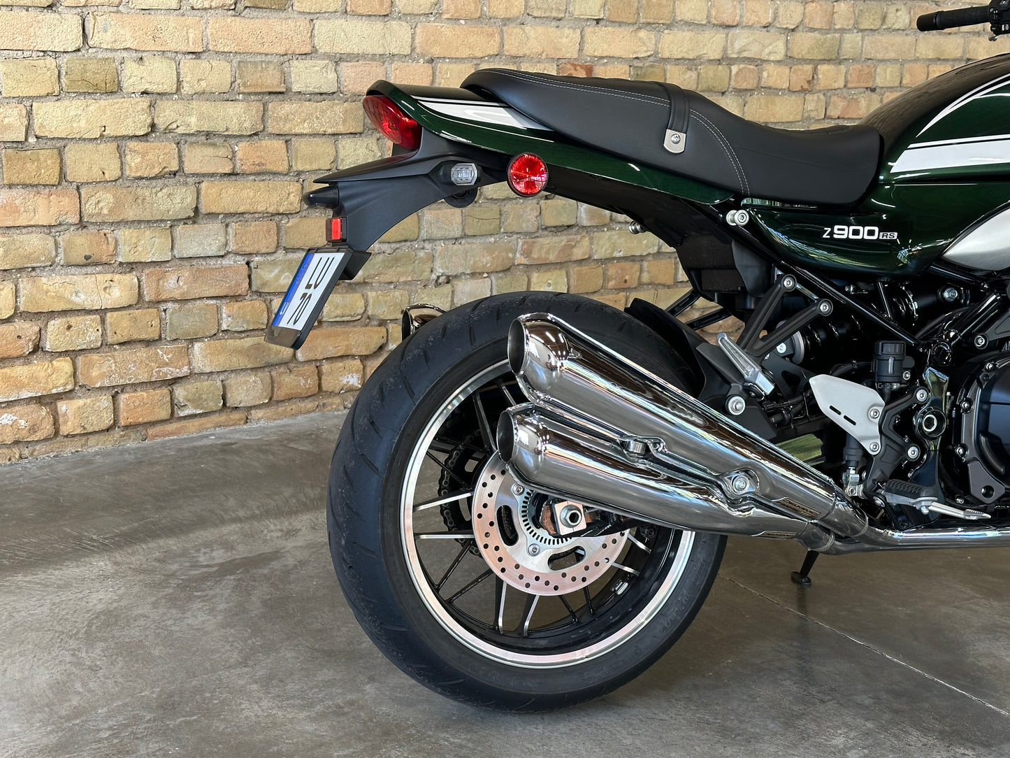 Kawasaki Z900RS Delkevic (2023)