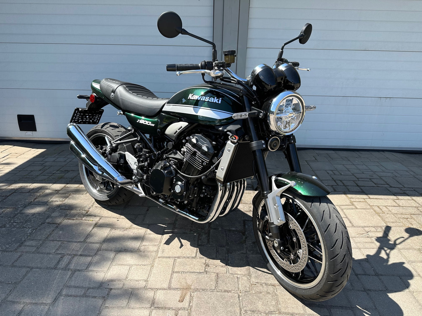 Kawasaki Z900RS Delkevic (2023)