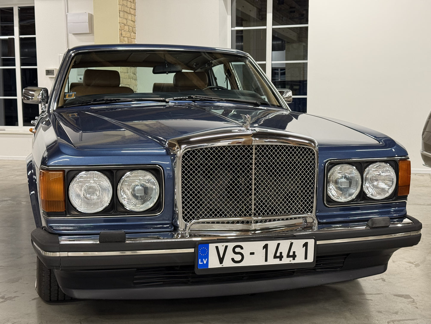 Bentley Eight (1989)