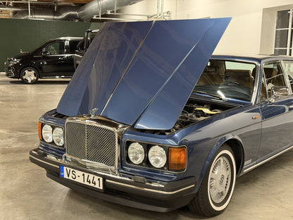 Bentley Eight (1989)