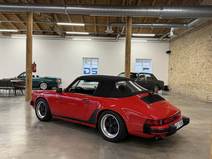 Porsche 911 Cabriolet Carrera 3.2 (1986)