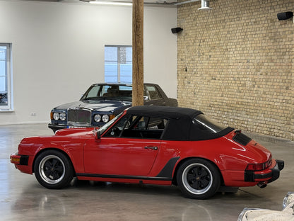 Porsche 911 Cabriolet Carrera 3.2 (1986)