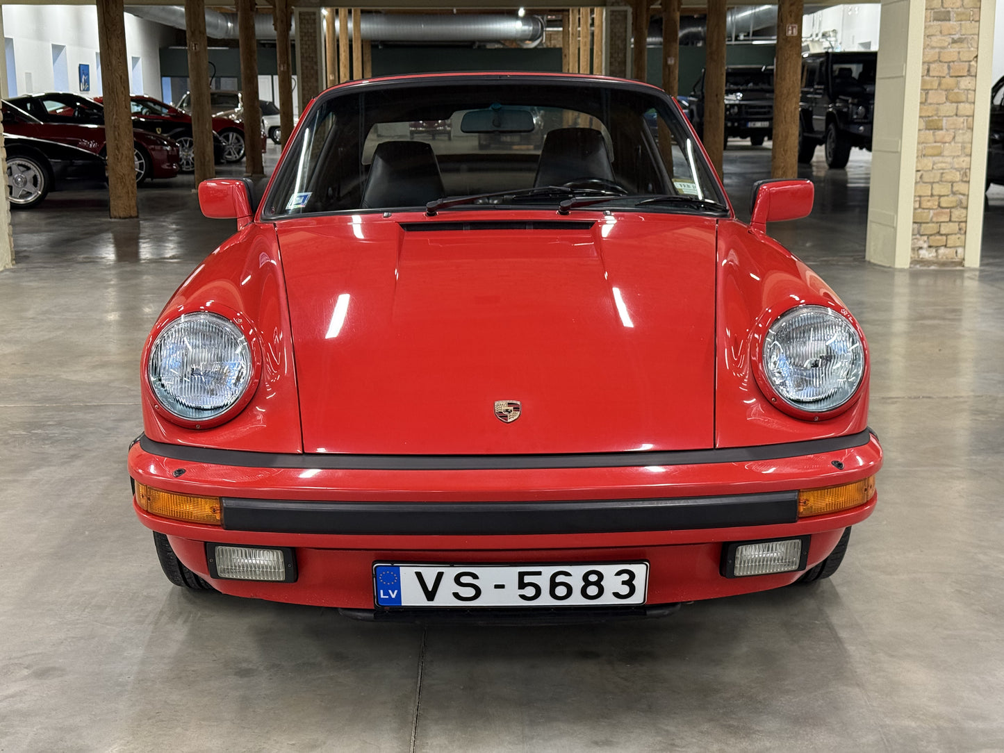 Porsche 911 Cabriolet Carrera 3.2 (1986)