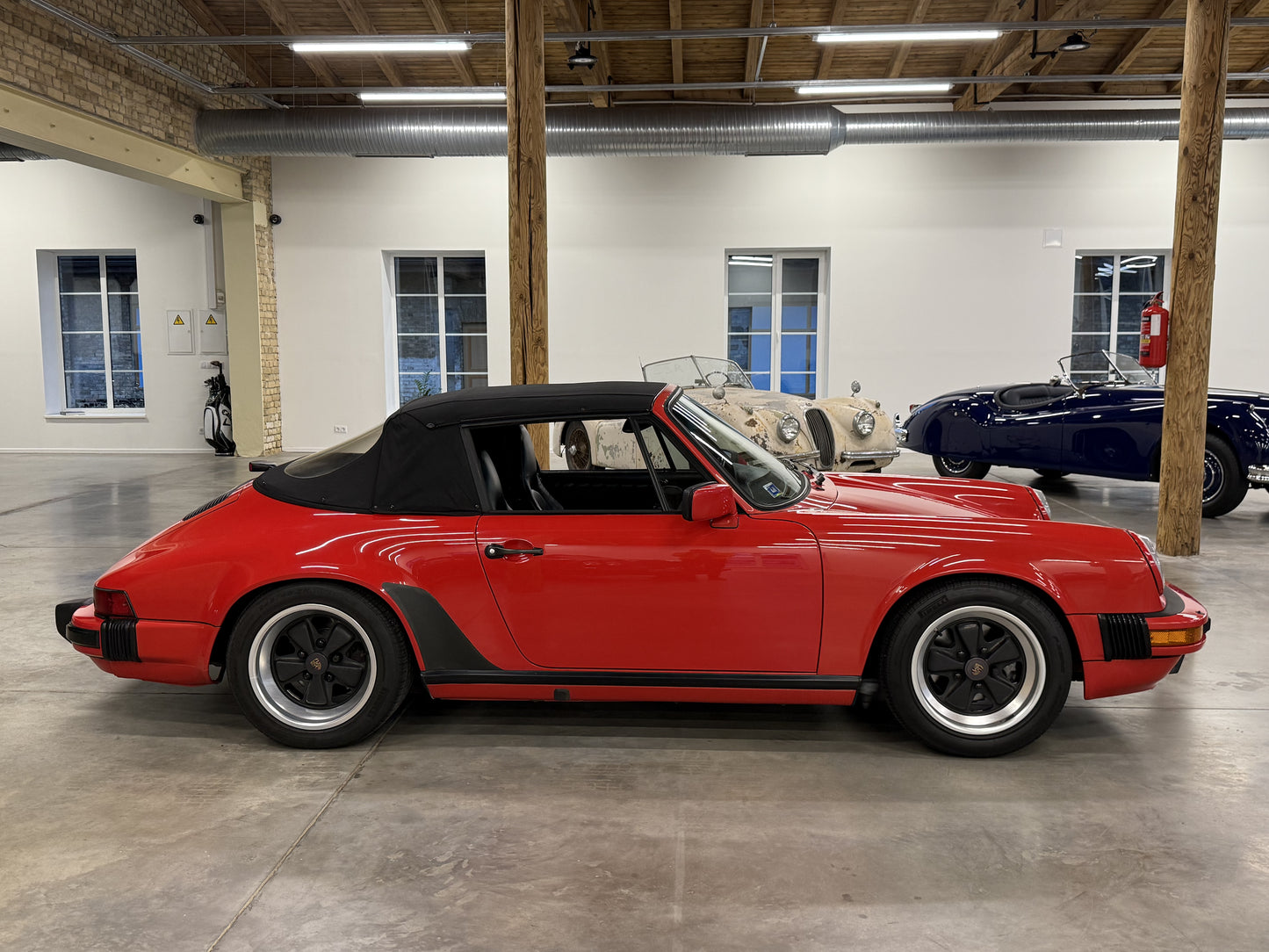 Porsche 911 Cabriolet Carrera 3.2 (1986)