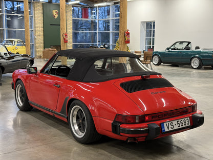 Porsche 911 Cabriolet Carrera 3.2 (1986)